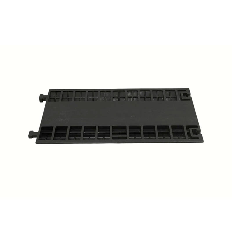 Gumová základňa s vysokou nosnosťou Pvc Flip Cover 5-kanálový chránič kábla pre veľké zaťaženie