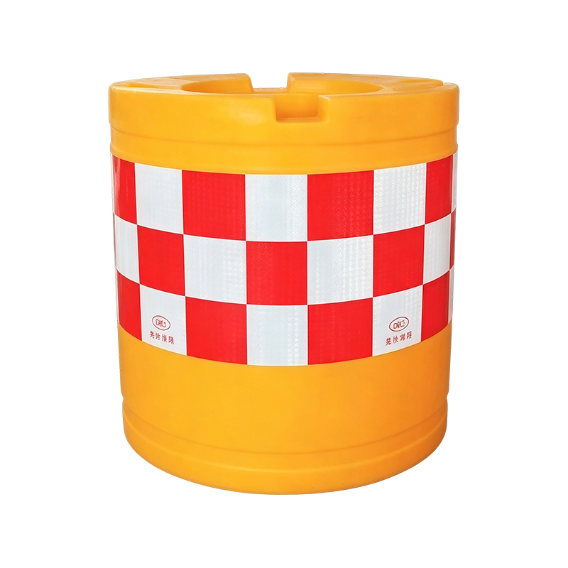 Vyfukované/rotačné lisované sudy na ochranu proti nárazu